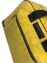 Carica l'immagine nel visualizzatore di Gallery, Borsa Explore Gialla